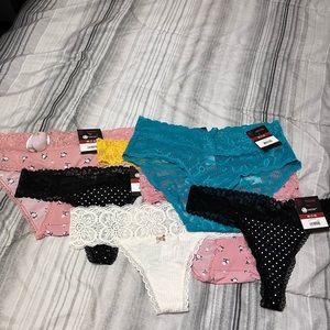 NWT thongs and bikini